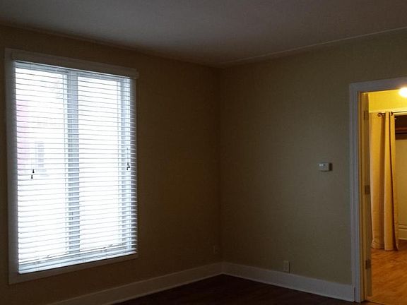 5th image of 750 Lake Dr SE