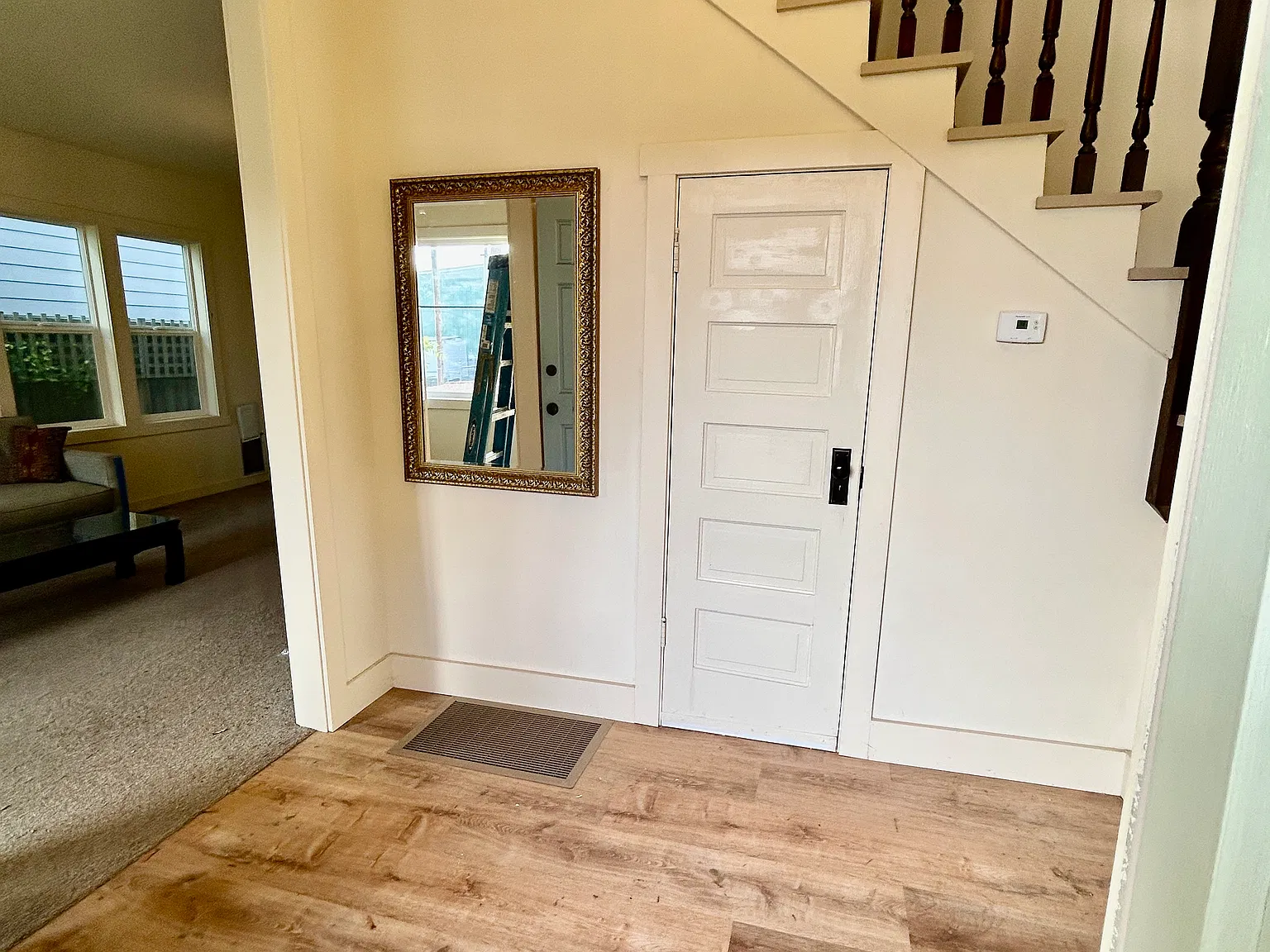 3 bed, 1172 sqft, $2,400 — Photo 3