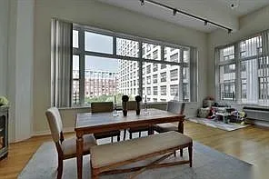 1500 Hudson St #4R — Photo 9