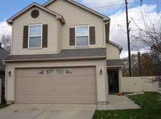 9952 Waterside Dr, Noblesville, IN 46060