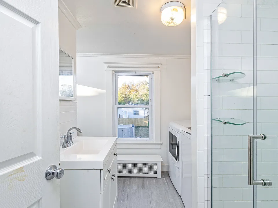 12 Hawkins Ave #2