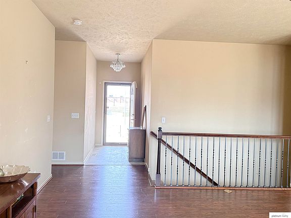 5th image of 8813 S 69th Cir