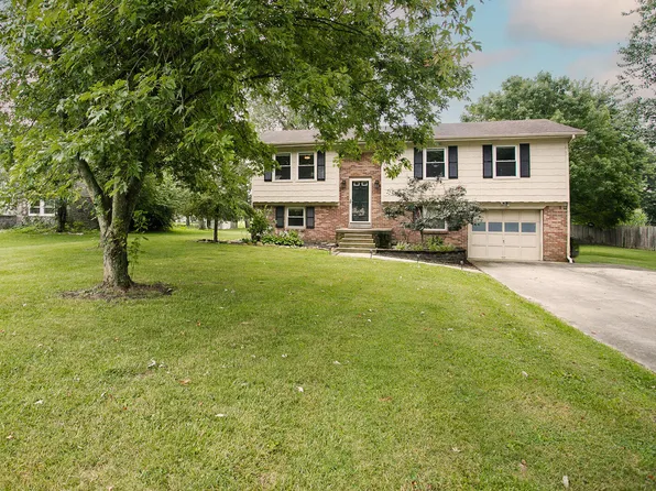 223 Menelaus Rd, Berea, KY 40403