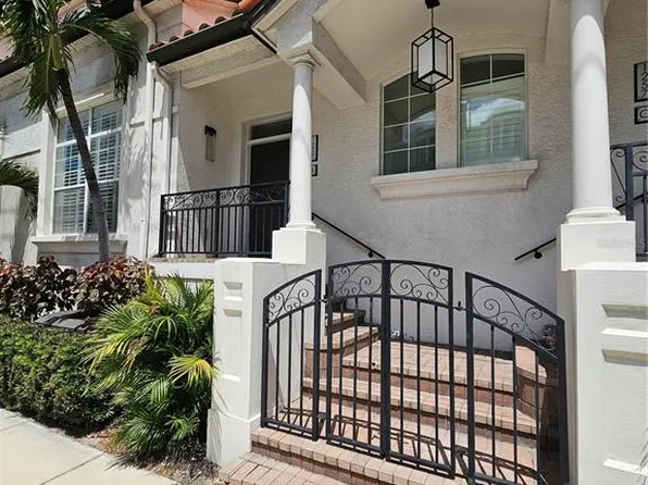 1257 Fruitville Rd #B2, Sarasota, FL 34236