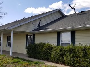 6613 Tanner Bridge Rd, Jefferson City, MO 65101