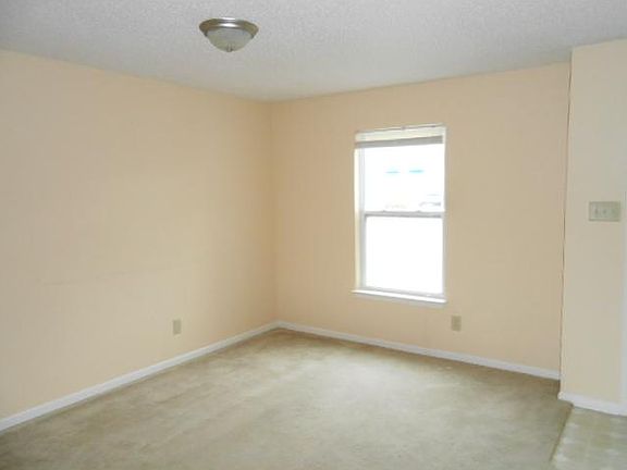 4th image of 1310 Central Park Dr