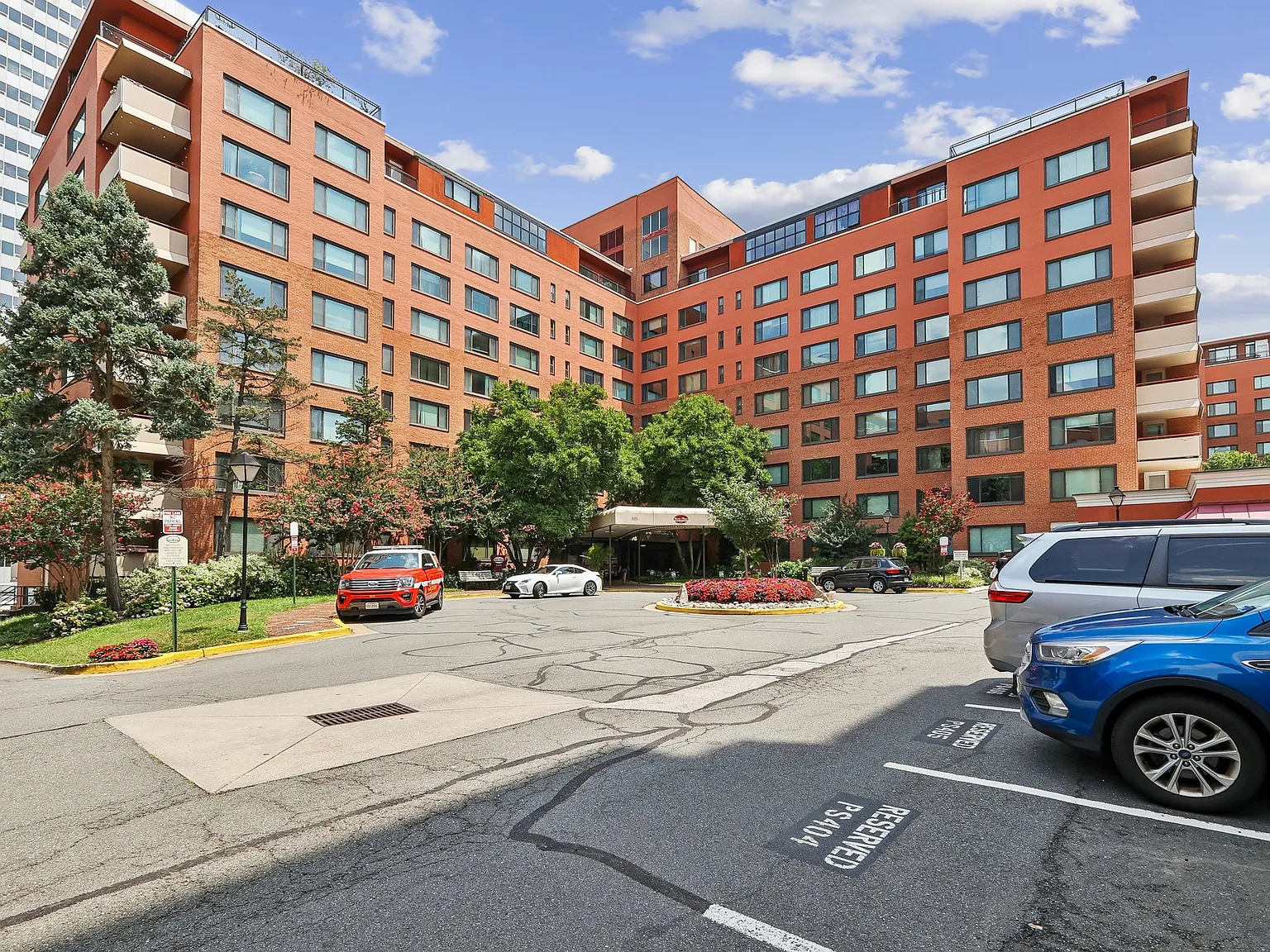Studio, 383 sqft, $1,695 — Photo 1