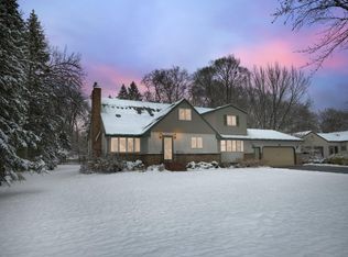 39 Logan Pkwy NE, Fridley, MN 55432