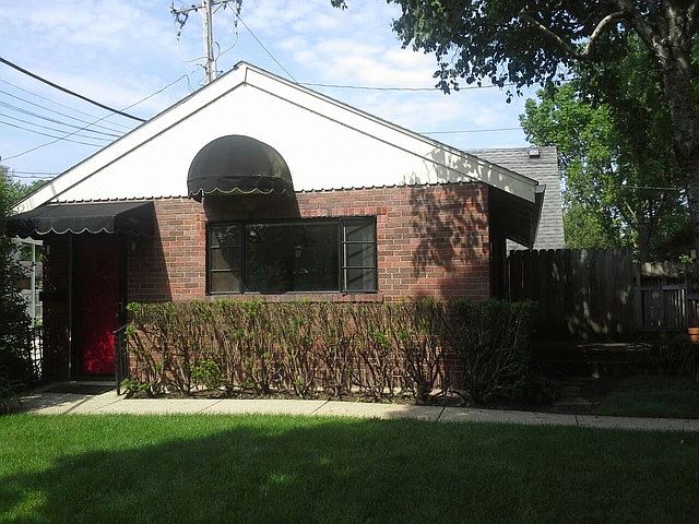 1st image of 554R Bonnie Brae Pl