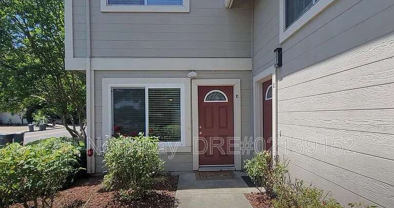 2140 Woolner Ave #D — Photo 1