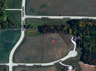 4684 Oakwood Ct, West Bend, WI 53095