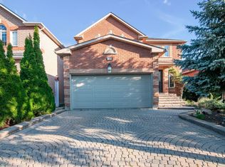 102 Cresthaven Rd, Brampton, ON L7A 1H8