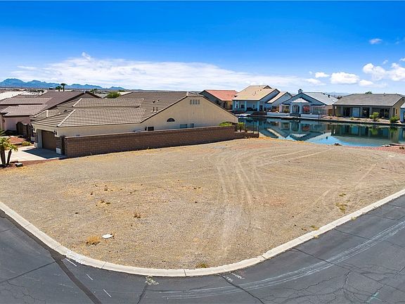 2nd image of 2016 E Lago Grande Circle