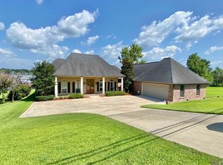 9628 False River Rd, New Roads, LA 70760