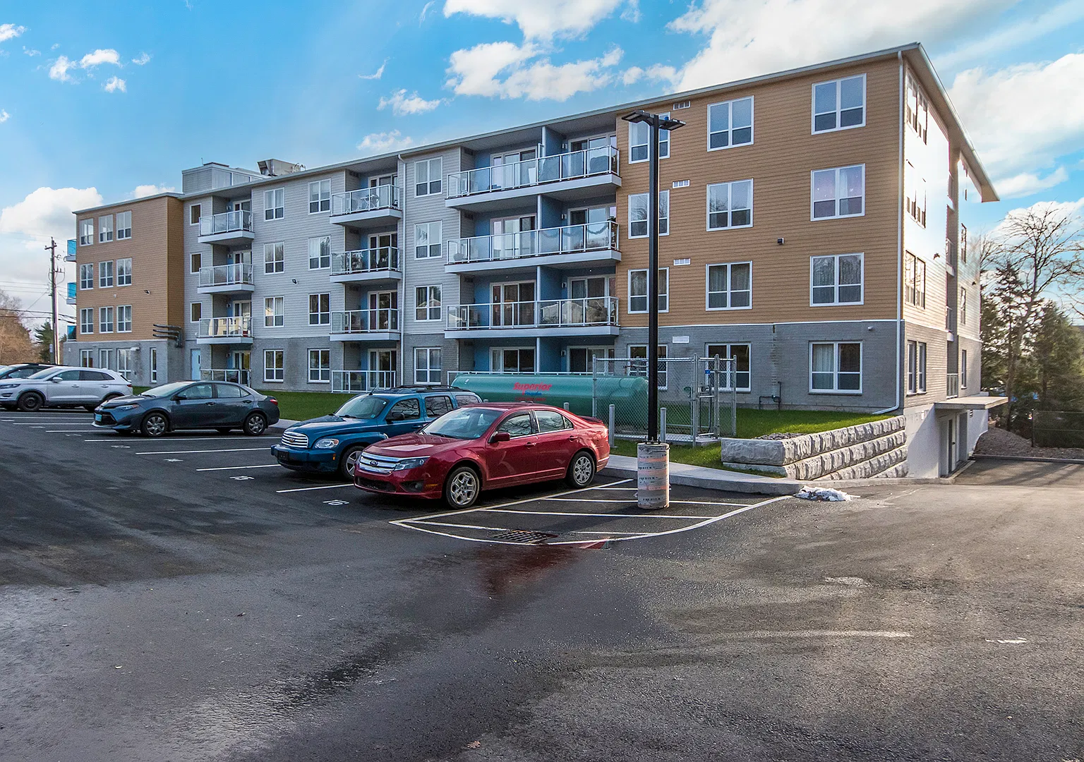 The Pinehill Apartments — Photo 4