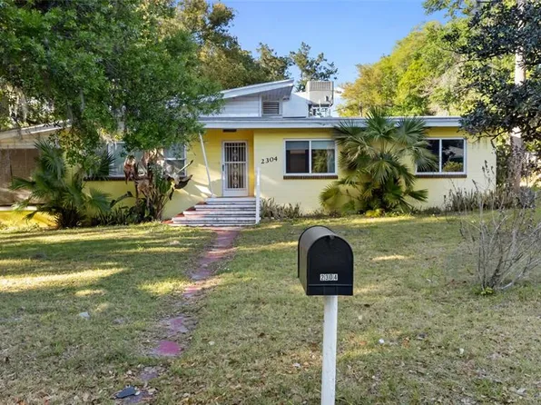 2304 Vine St, Leesburg, FL 34748