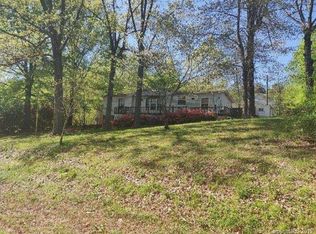 7733 Skyline Dr, Sherrills Ford, NC 28673