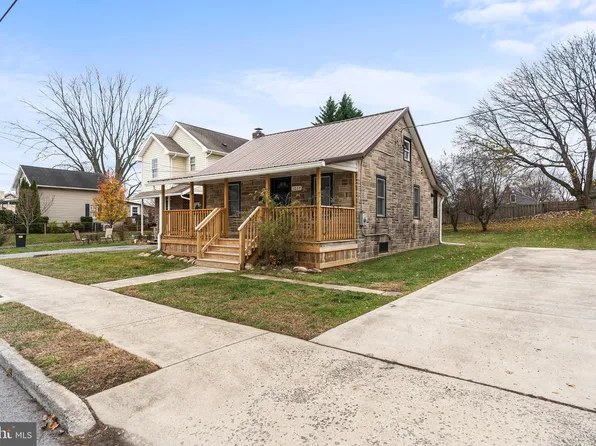 1027 Florida Ave, Hagerstown, MD 21740