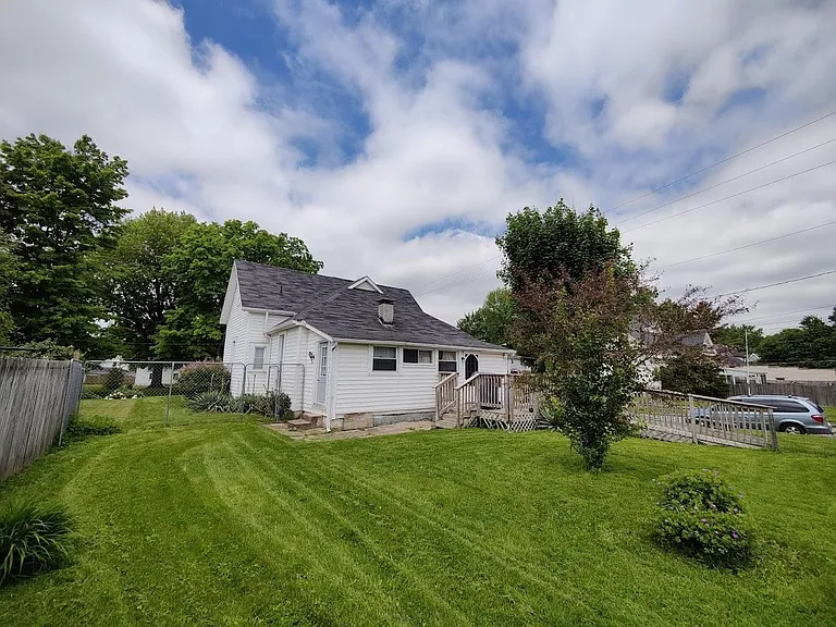 702 Park Ave — Photo 21