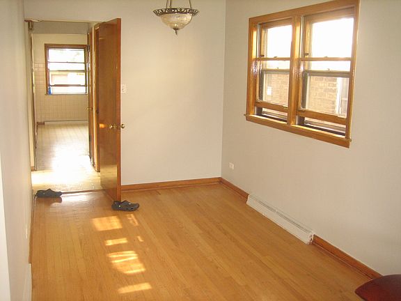 2nd image of 4950 W Carmen Ave