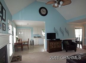 4th image of 2514 Amanda Pl