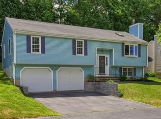 23 Corinth Dr, Worcester, MA 01606
