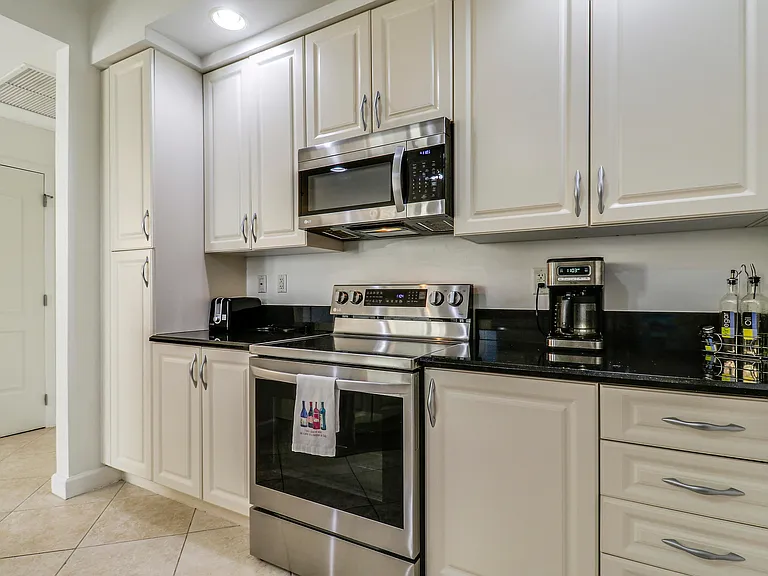 801 S Olive Ave #1515 — Photo 3