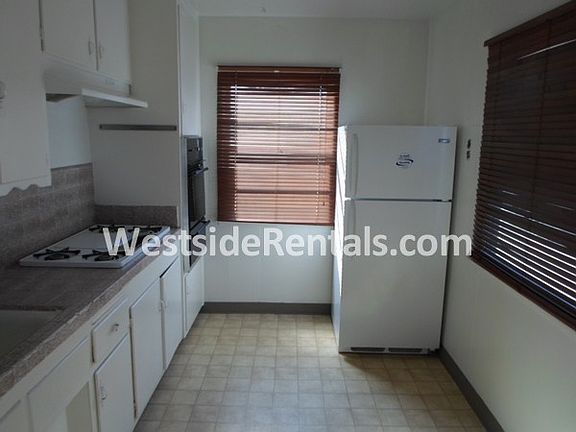 5th image of 1813 11th St APT 2