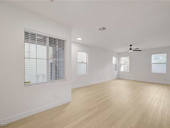 3rd image of 9553 Cabot Falls Ave