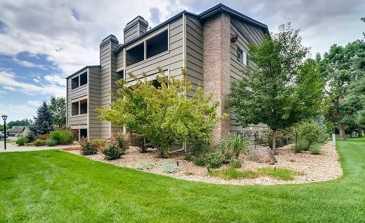 4652 White Rock Cir #1 — Photo 17