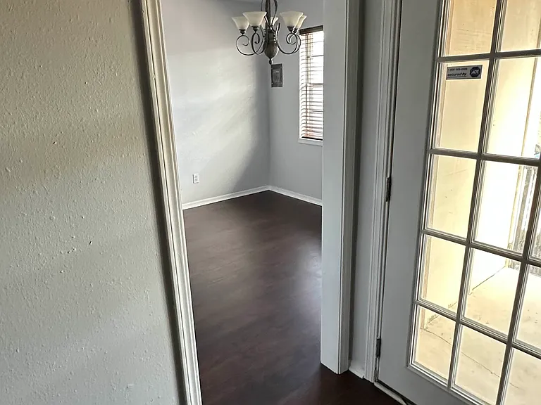 1825 E Lindsey St #2 — Photo 6