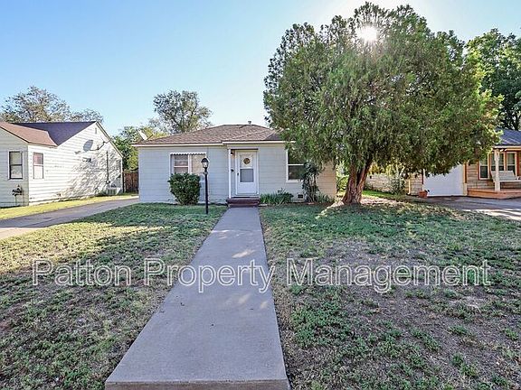 2nd image of 915 S Fannin St