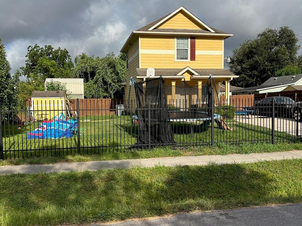 1st image of 9335 Lomax St
