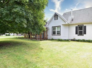 106 S Monroe St, Mooresville, IN