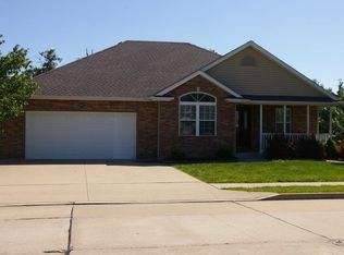 4907 Hatteras Dr, Columbia, MO 65202