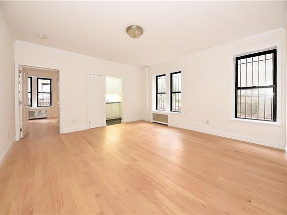 2nd image of 137 W 12th St APT 1-4
