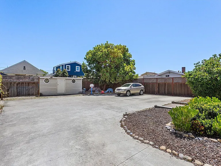 826 Lincoln Ave #A — Photo 4