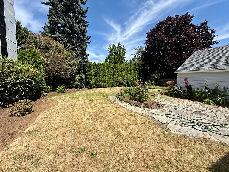 2101 N Rosa Parks Way — Photo 10