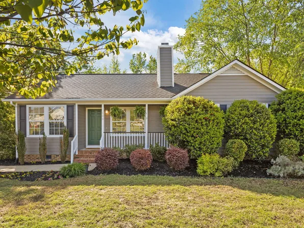 109 Teal Lake Dr, Holly Springs, NC 27540