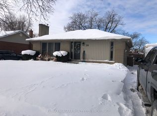 29 Woodcroft Cres, Welland, ON L3C 2H6