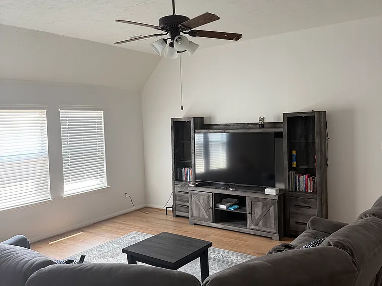 26319 Landover Hills Ln — Photo 24