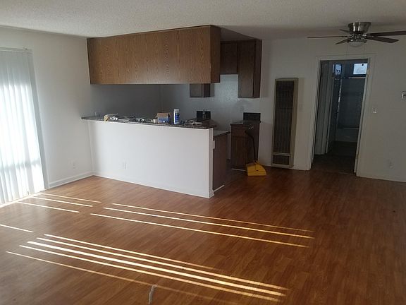 2nd image of 5418 Hermitage Ave APT 201