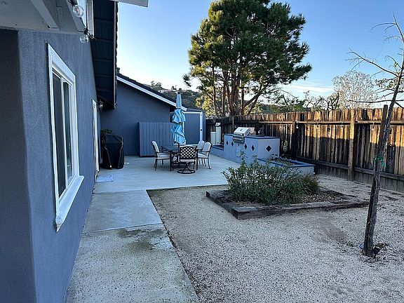 5th image of 2035 Adobe Ave