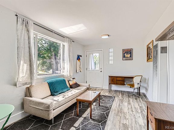 5th image of 3233 E 33rd Avenue