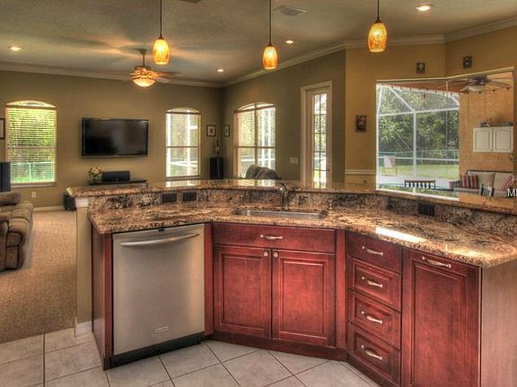 5th image of 14618 Fetterbush Way