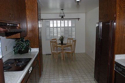 Kitchen / Breakfast Room