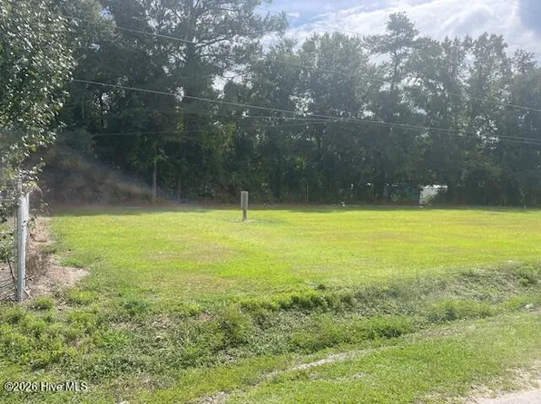 201 Midway Drive, Bladenboro, NC 28320
