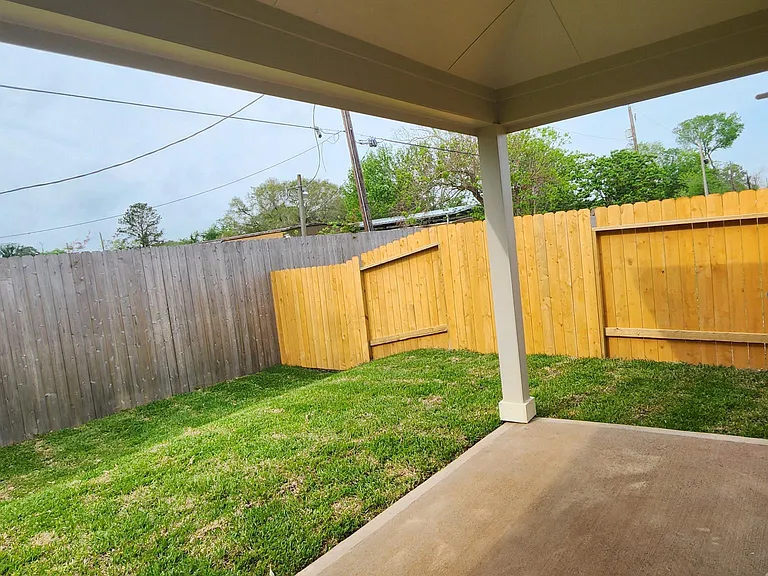252 Laura Leigh Ln — Photo 18