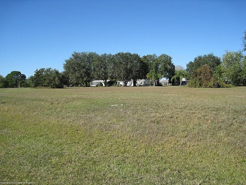 2nd image of 8433 Pine Glen Rd