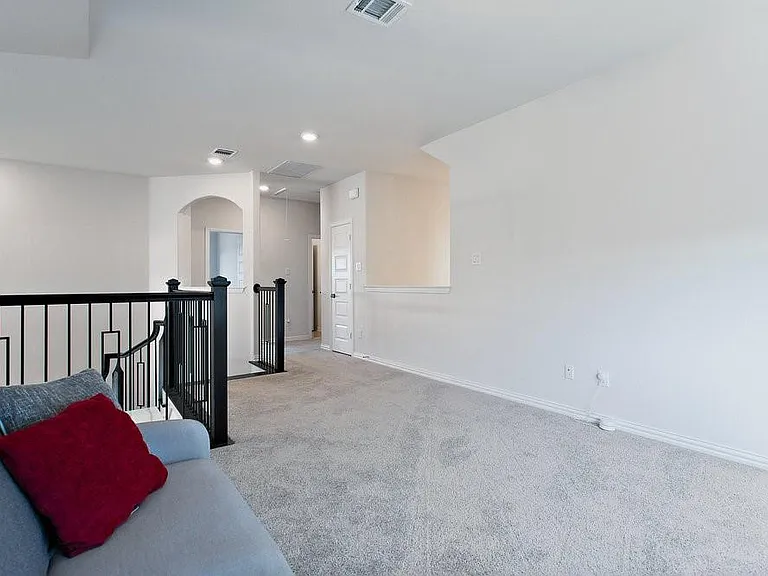 2113 Dorsey Dr — Photo 36